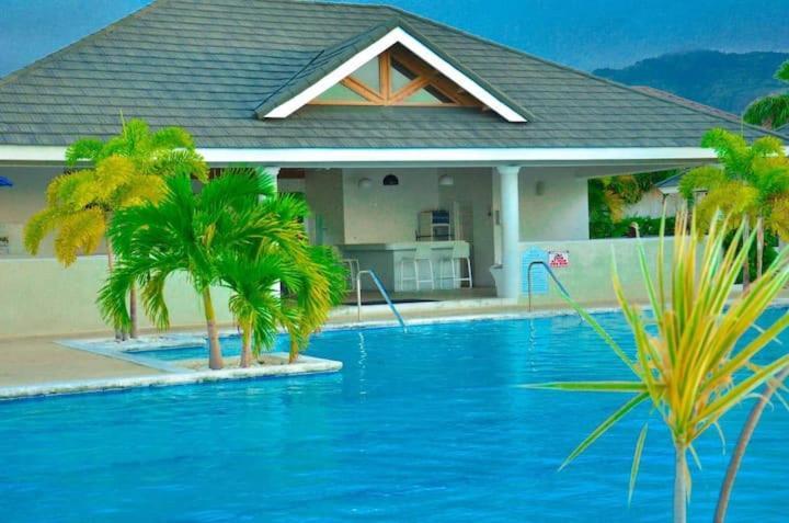 Villa @ The Palms - Ocho Rios Richmond Eksteriør billede